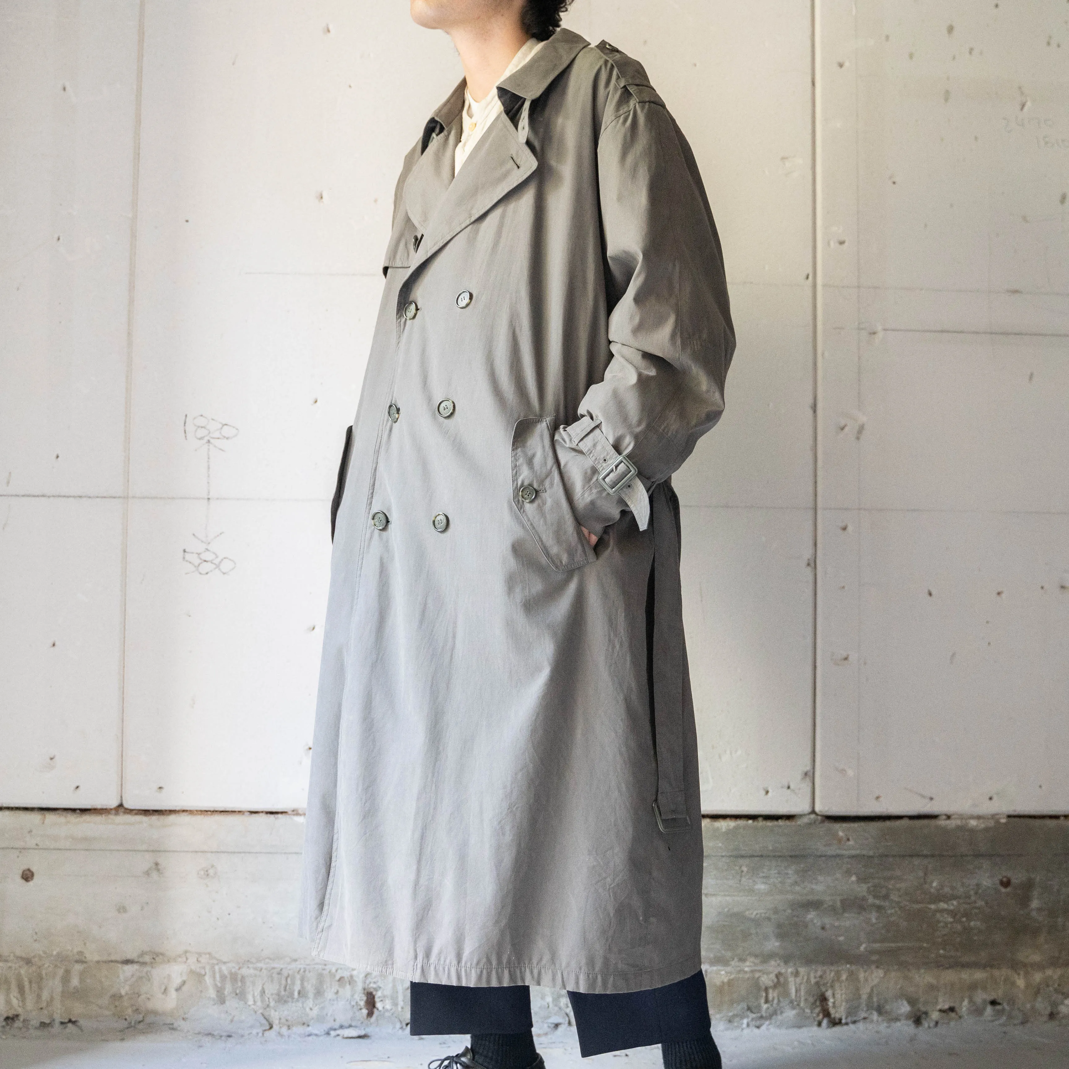 around 1990s 'LONDON FOG' khaki color trench coat -with liner-