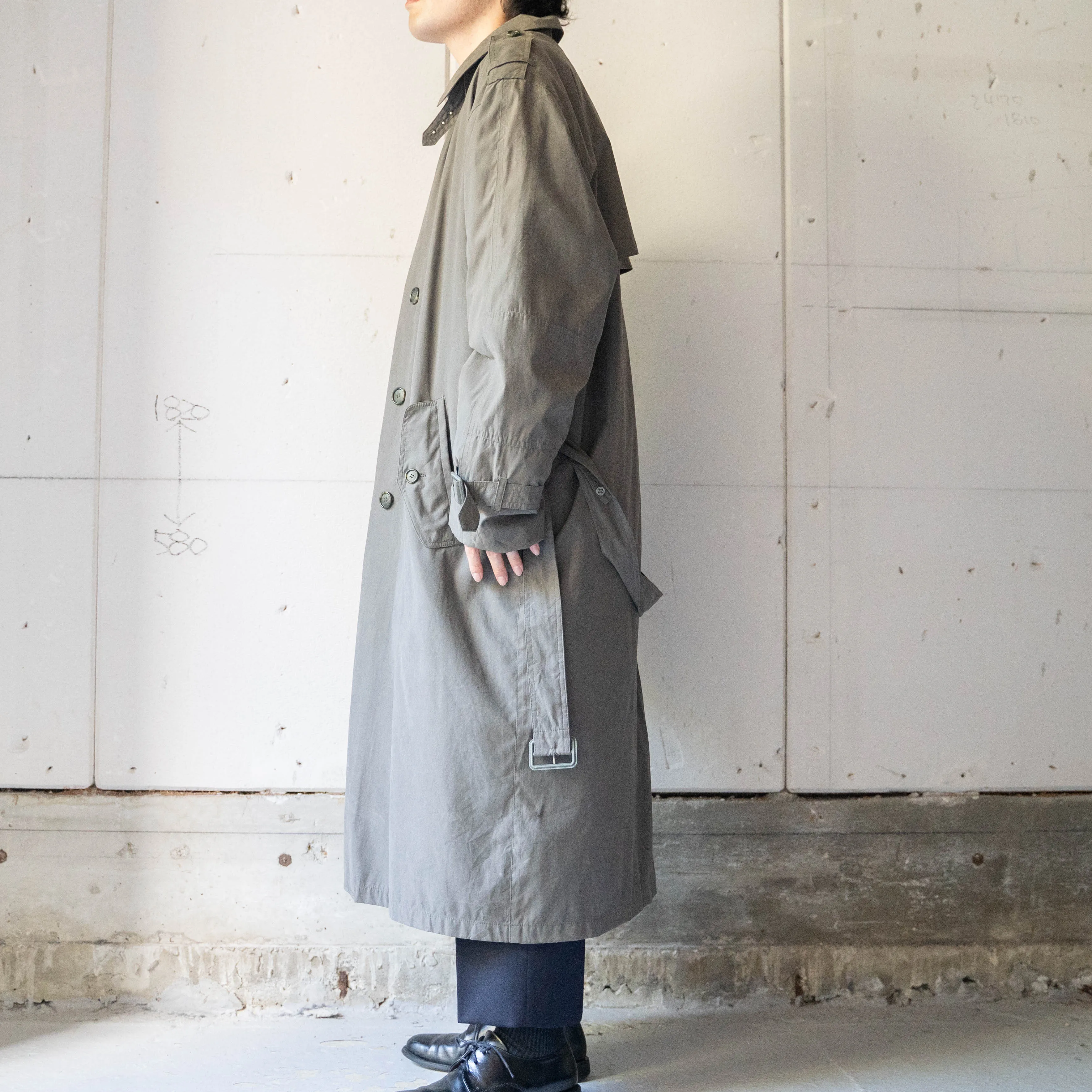 around 1990s 'LONDON FOG' khaki color trench coat -with liner-