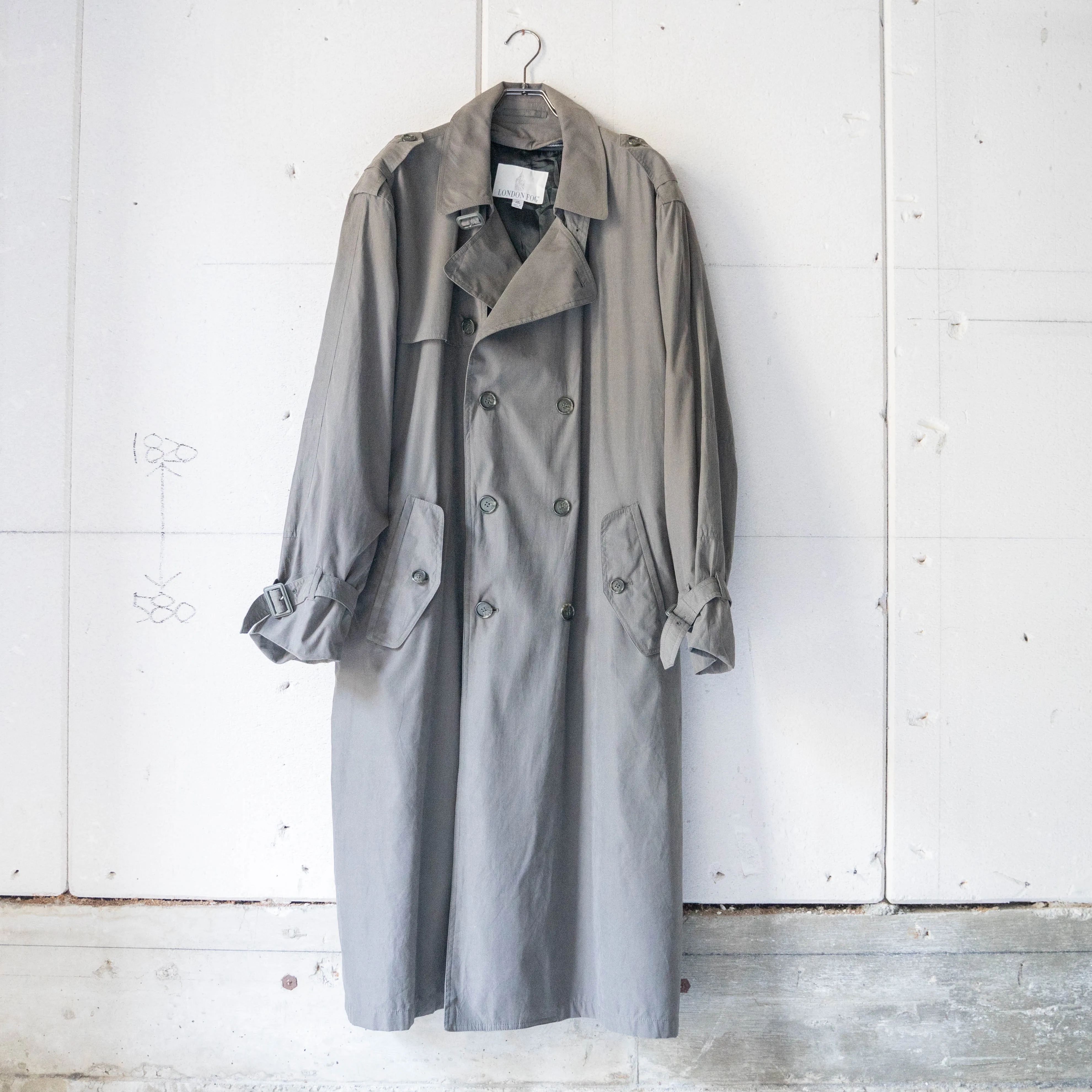 around 1990s 'LONDON FOG' khaki color trench coat -with liner-