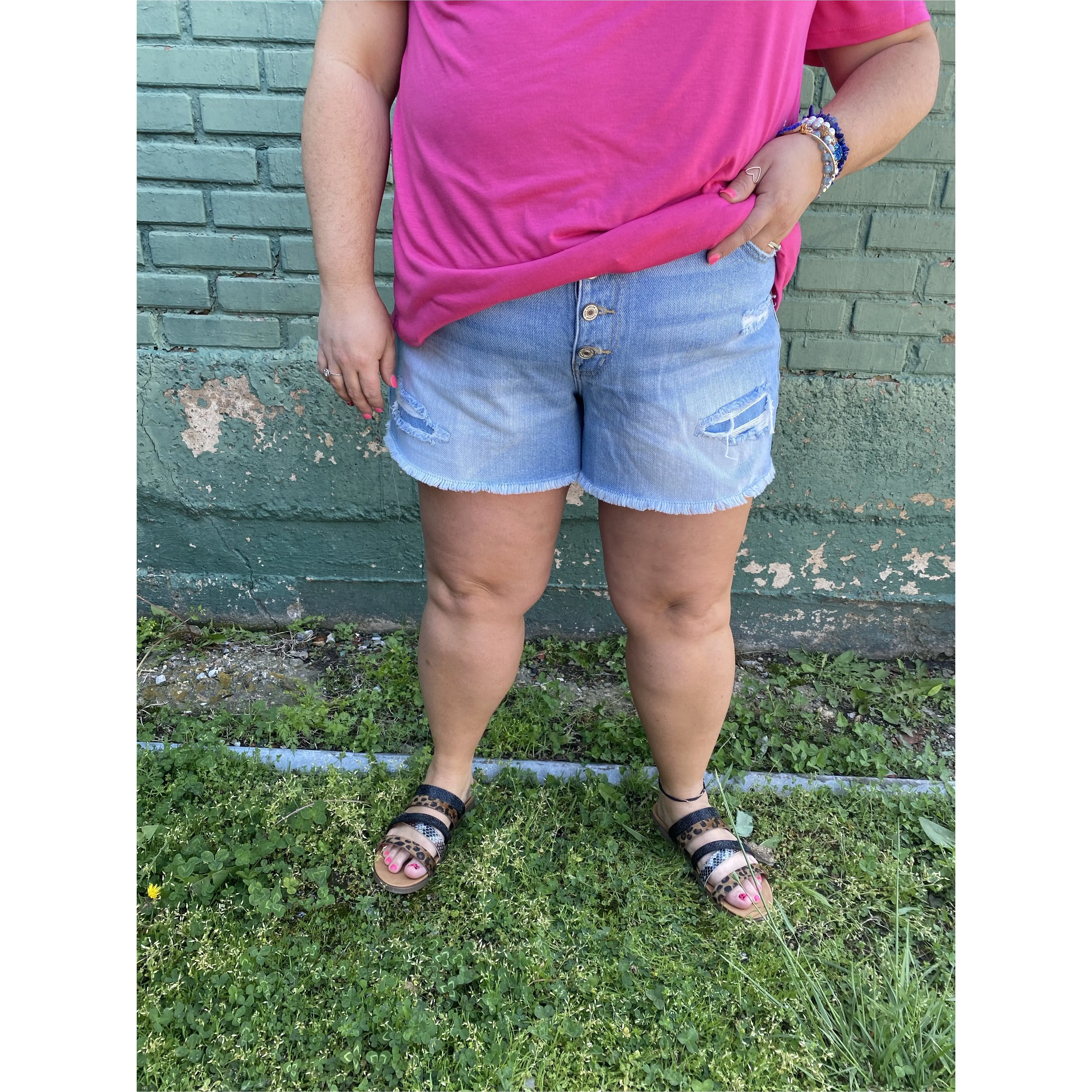 CURVY>> HIGH RISE|| Mom Shorts