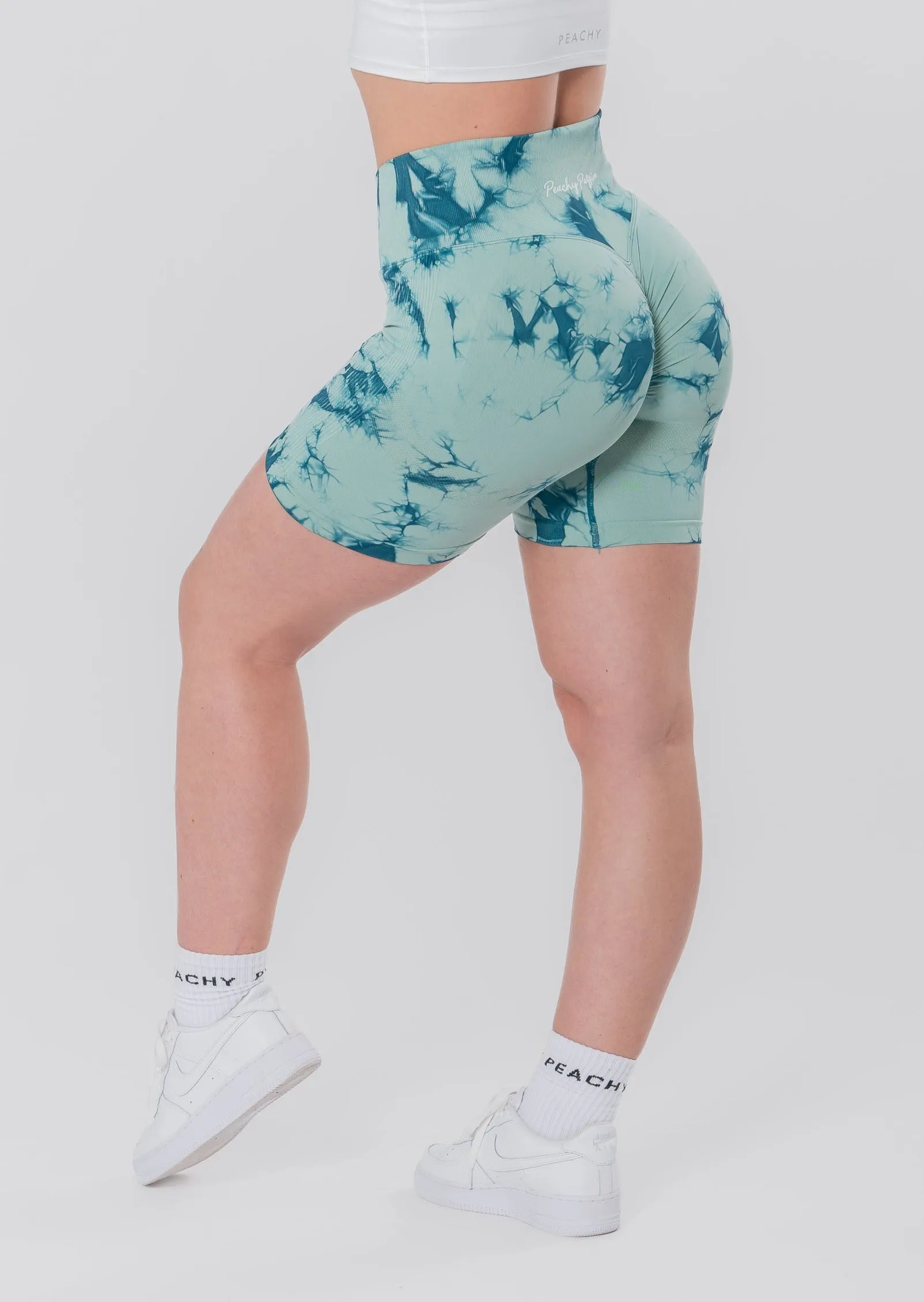 GALAXY Scrunch Shorts (Black Lieferzeit ca. 5 Wochen)