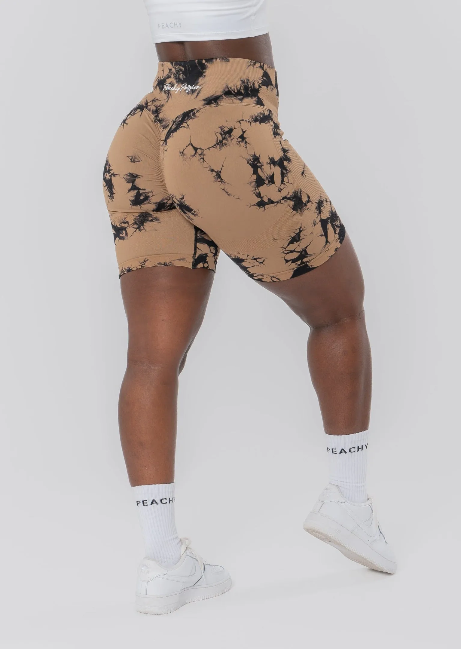 GALAXY Scrunch Shorts (Black Lieferzeit ca. 5 Wochen)