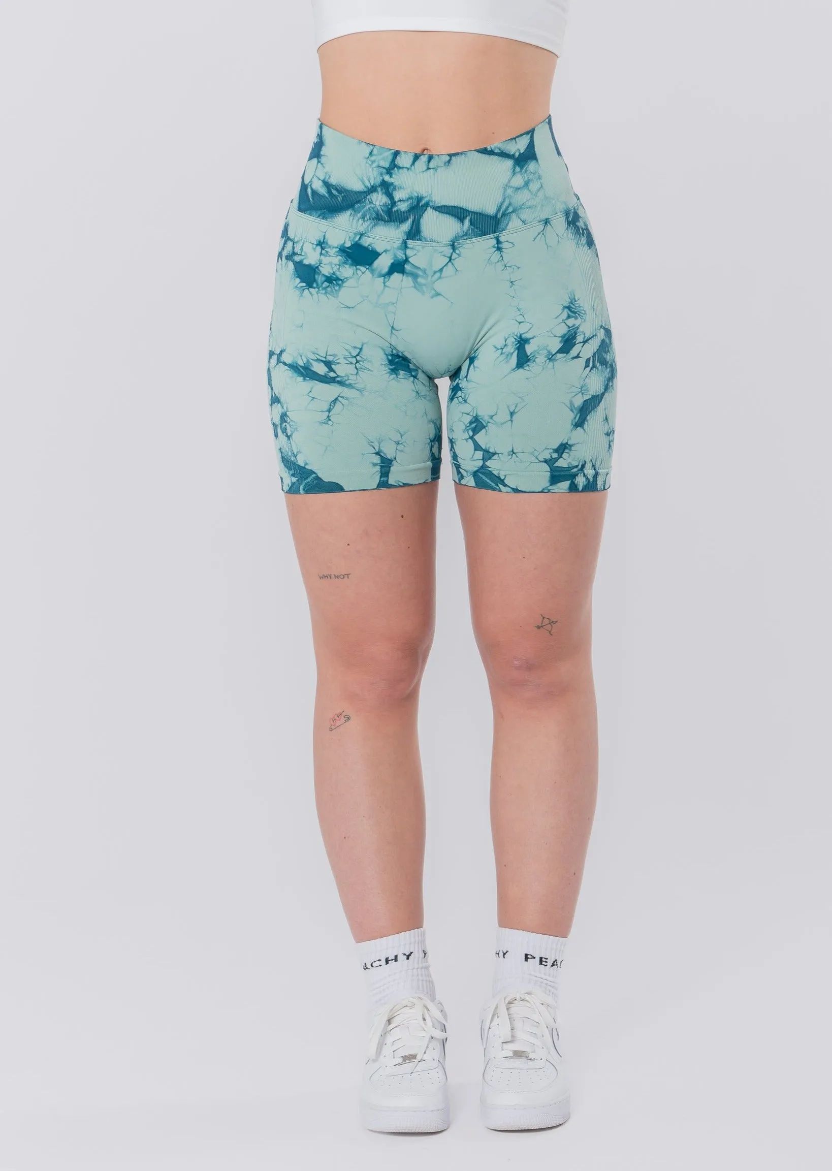 GALAXY Scrunch Shorts (Black Lieferzeit ca. 5 Wochen)