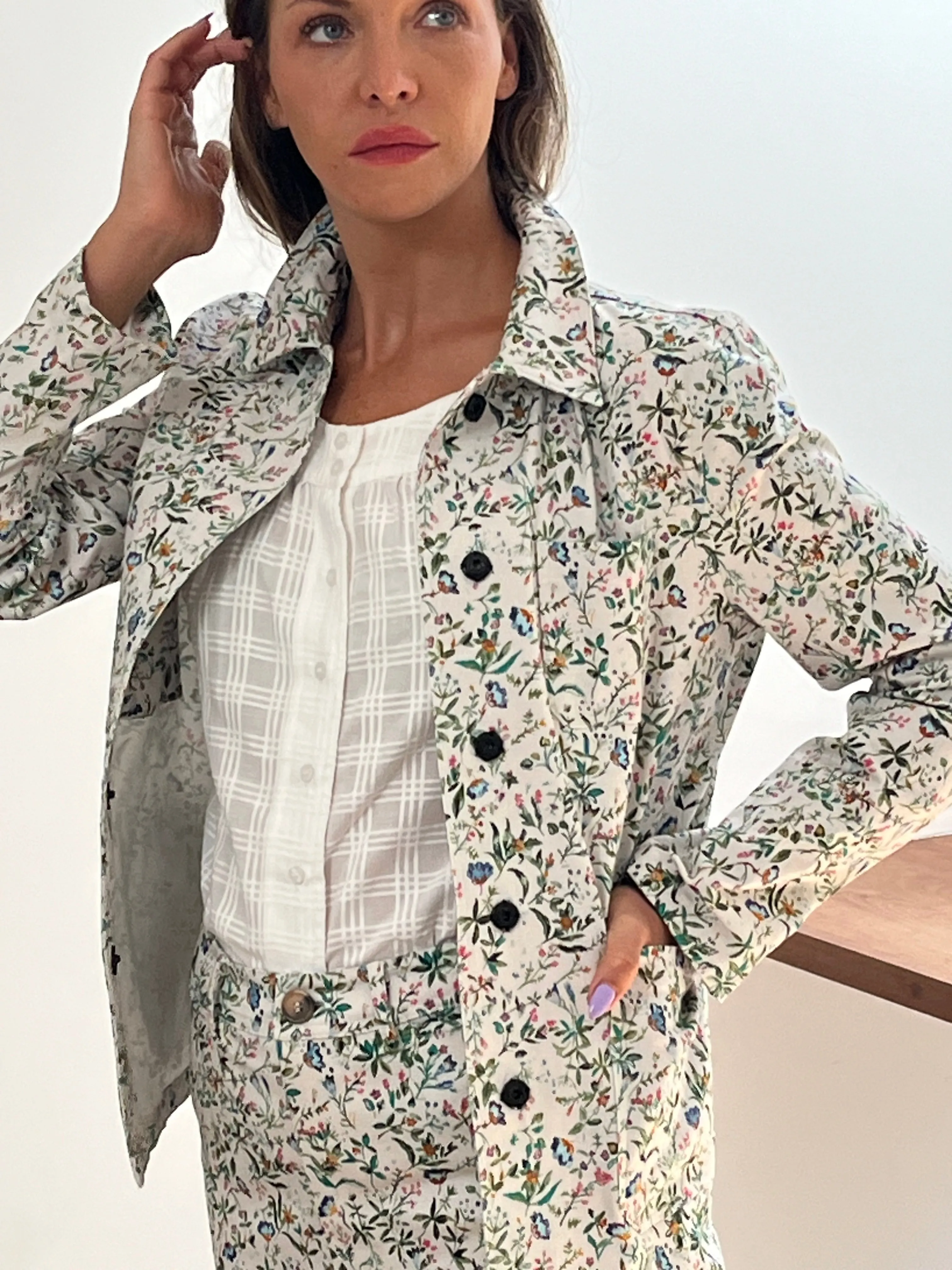 White Botanical-Print Stretch-Cotton Pelli Jacket